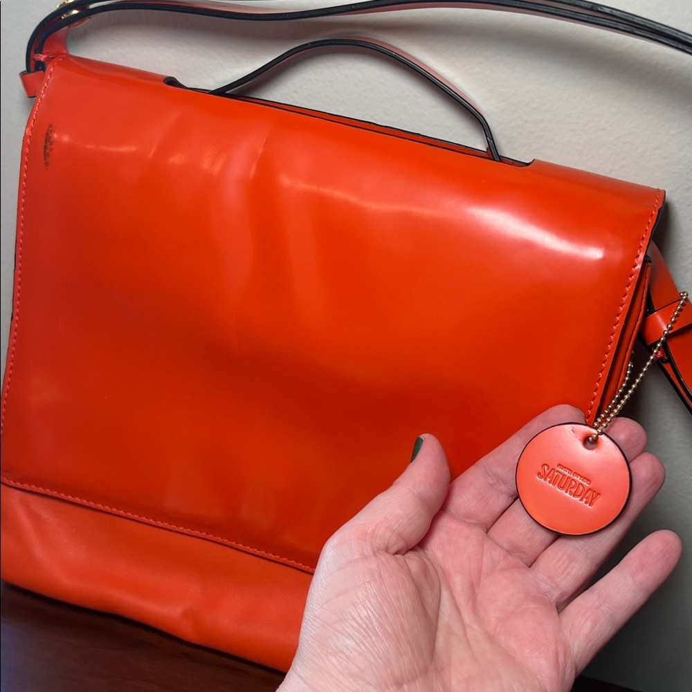 Kate Spade Saturday Bright Orange Leather Circle Tag Messenger Bag Purse Handbag - Picture 11 of 17